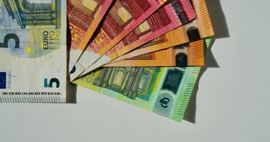 Ποια νοικοκυριά θα πάρουν έκτακτο βοήθημα Πάσχα 120€, 160€ ή 200€