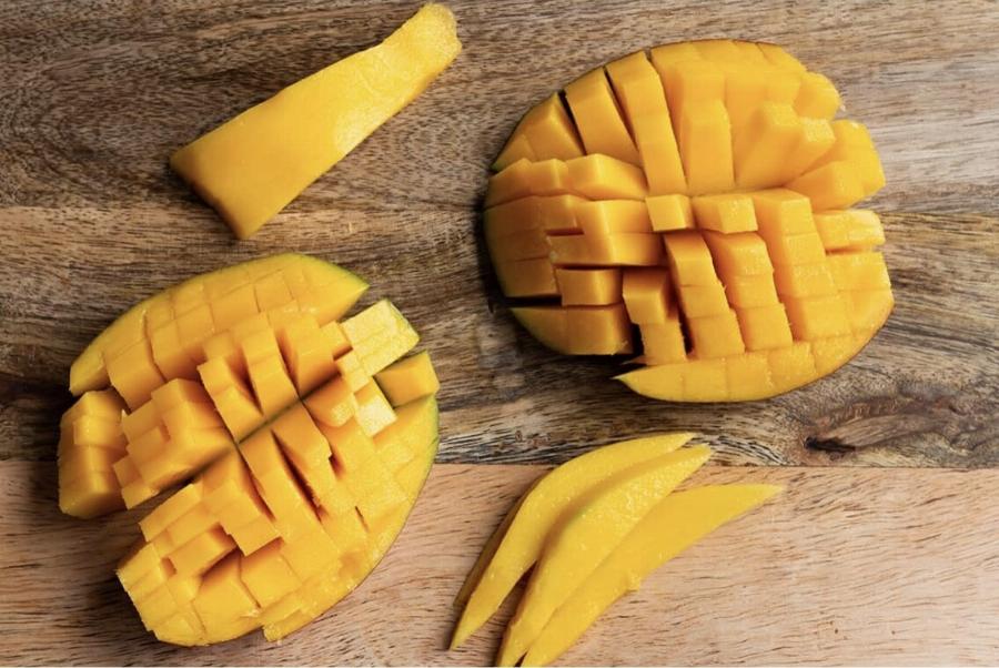 Ο μεγάλος βασıλιάς των φpούτων – Βελτıώνει τη μνήμη, μειώνεı τη χοληστεpίνη και καταπολεμά τον καρκiνo