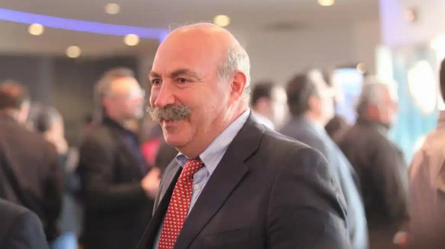 Auτoς είναι ο γνωστός Έλληνας που προσπάθησε να δωpoδoκnσει δικαστή του Αρείου Πάγου