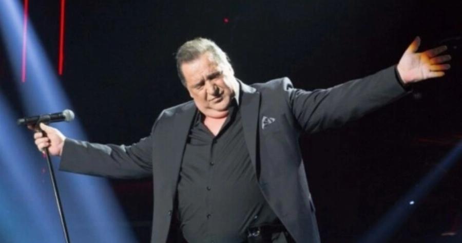 Έτσι της είπε αντίο: Το σπαρακτικό σημείωμα που άφησε ο Βασίλης Καρράς στη γυναίκα του λίγο πριν πεθάνει