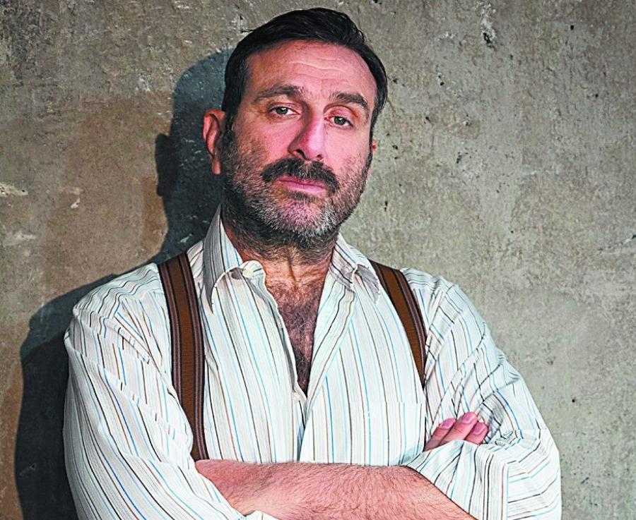 «Βουλευτής που παίρνει 6.000 ευρώ μου ζήτησε να βρω 12 άτομα που έχουν ανάγκη και να τους δώσει 500 ευρώ»