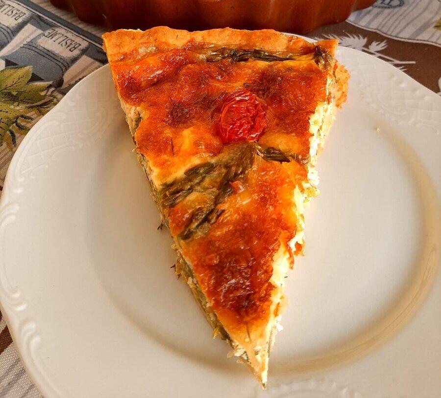 Η πιο νόστιμη ανοιξιάτικη τάρτα με σπαράγγια και τυριά