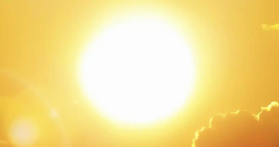 Καιρός: Έρχεται ο τελευταίος καύσωνας του καλοκαιριού – Πότε και πού θα φθάσει τους 42°C