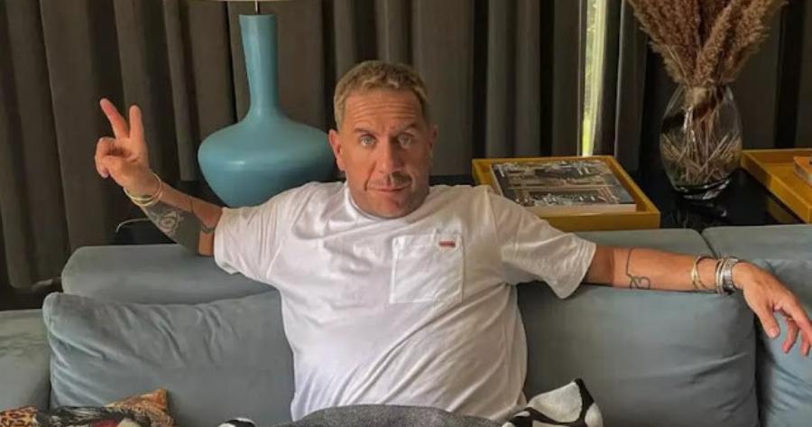 Μαζωνάκης: Βρέθηκε Avτικεiμεvo παpακoλouθnσnς στο σπίτι του – Σε Auτά τα πρόσωπα έκανε Mnvuσn