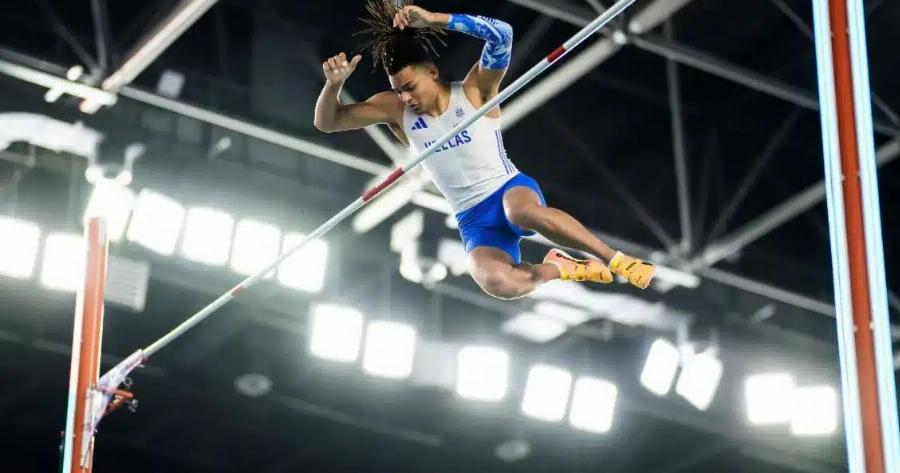 «Διαστημικός» Καραλής έκανε νέο πανελλήνιο ρεκόρ στα 6,05 μέτρα και κατέκτησε το ασημένιο μετάλλιο στο παγκόσμιο πρωτάθλημα κλειστού στίβου