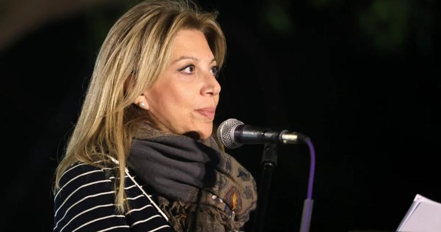 Δηλώνει πρώην δεξιά κι ετοιμάζει κίνημα η Μαρία Καρυστιανού