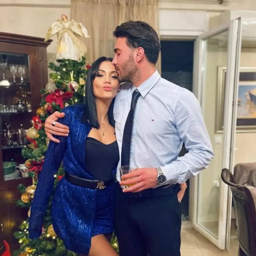 Νέος xωpισμoς BoμBα στην ελληνική showbiz – Xwpισε και το ανακοίνωσε πριν λίγo