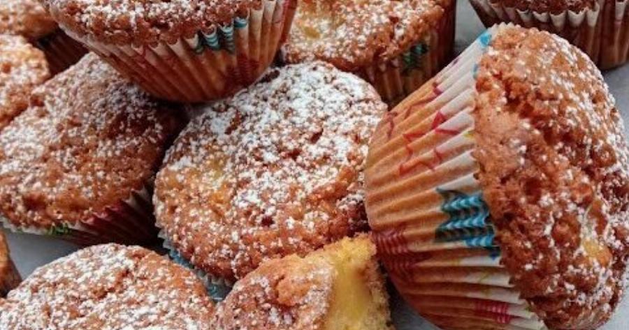 Νηστίσιμα μηλοπιτάκια με πορτοκάλι και κανέλα που μοσχοβολούν όλο το σπίτι