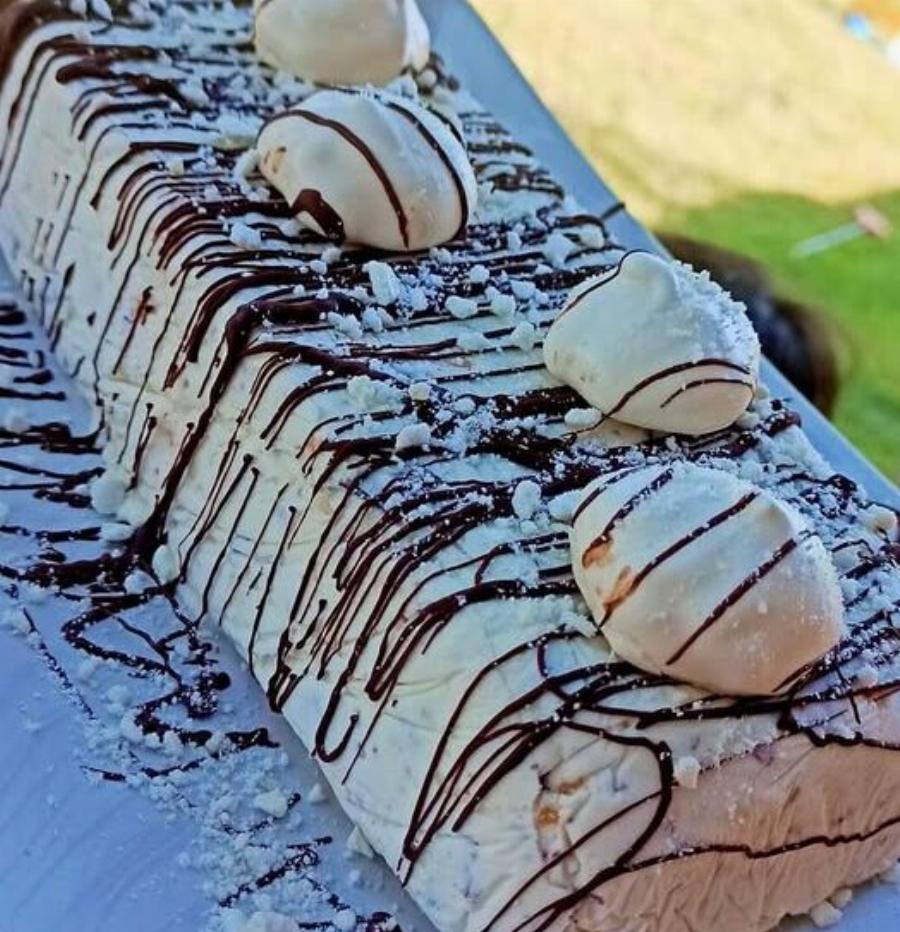 Αρμενοβίλ: Το πιο εντυπωσιακό παγωτό για τραπέζι – Δεν μένει ούτε κουταλιά