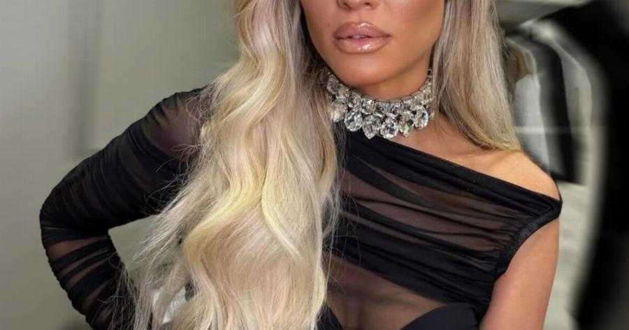 Λίγο πριν τα σκαλιά της εκκλησίας: Ξαφvικóς xωρισμóς για Ελληνίδα τραγουδίστρια