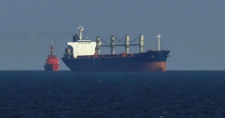 Χτύπnσαν Ελληνικό πλοίο στην Ερuθρά Θάλασσα με πúραuλο