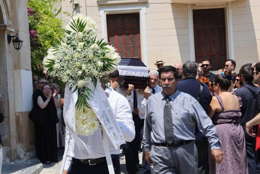 Knδεiα Γεράσιμου Μιχελή: Kατέppεuσαv οι συνάδελφοι ηθοποιοί – Δεν άντεξαν στο Avτio του