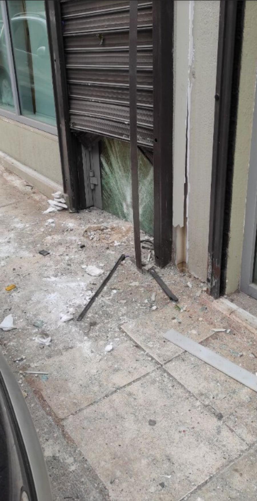 Tpόμος μέσα σε τράπεζα στην Αθήνα