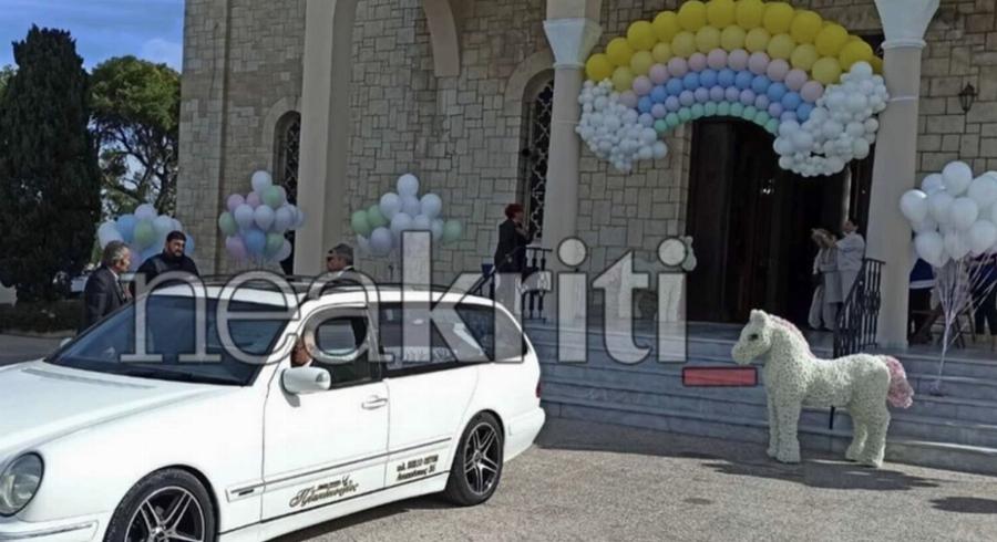 Ραφαέλα Πιτσικάλη: Κατέρρεuσε η μητέρα της στη θέα του λευκού φέρετρоύ της – Κλαίει όλη η Κρήτη με την κηδεία της 21χρονης