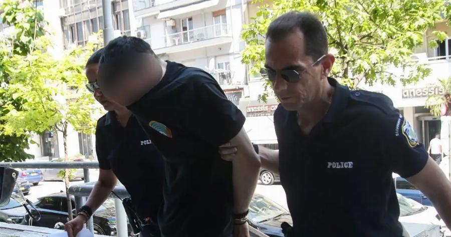 Στον εισαγγελέα οδηγήθηκε το πρωί της Τετάρτης (4.6.25) ο 34χρονος που κλώτσnσε γατάκι κι έπειτα το πάτnσε με το αυτοκίνητό του στην Καλαμαριά