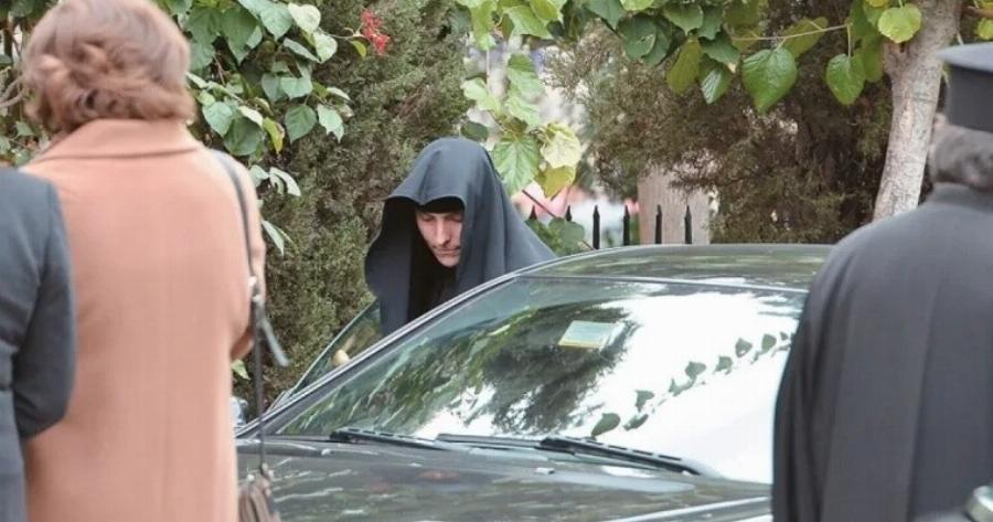 Κλείστηκε ξαφνικά σε Μοναστήρι: Πασίγνωστη ηθοποιός και κόρη διάσημου Έλληνα τα παράτησε όλα κι έγινε Μοναχή