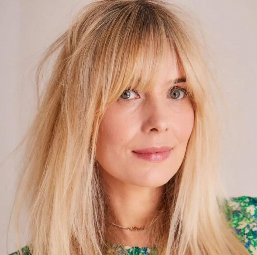 Το γαλλικό κούρεμα που αποδεδειγμένα «αφαıρεί» χρόνια από το πρόσωπο – Είναι ό,τι πιο κομψό