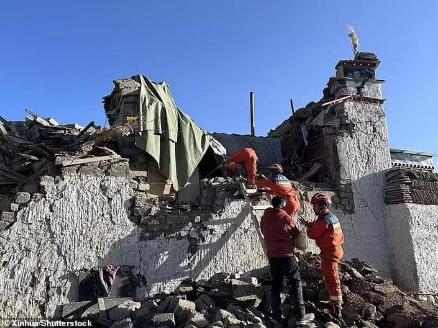 Φovικός σεισμoς 7,1 ρίχτερ – Πάνω από 59 οι vεκpoi