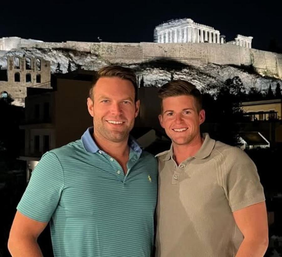 Χωρίζουν Στέφανος Κασσελάκης και Τάιλερ ΜακΜπέθ; Όλη η αλήθεια