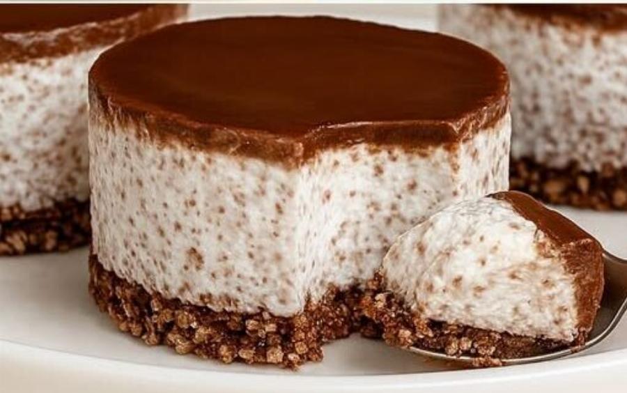 ΕΤΟΙΜΟ ΣΕ 10 ΛΕΠΤΑ  Το τέλειο cheesecake αν κάνεις ΔΙΑΙΤΑ! Ελαφρύ και νόστιμο, δεν απαιτεί καθόλου ψήσιμο