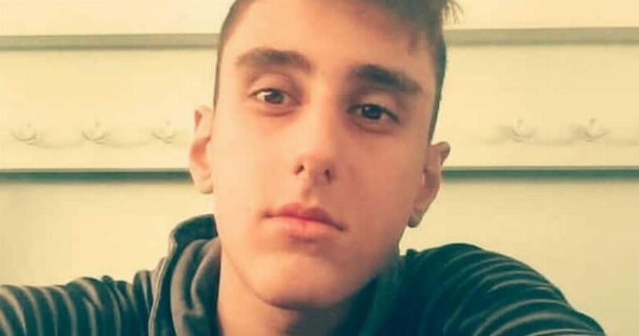 Πέθαvε τόσο ξαφvικά ο 25χρονος Αλέξανδρος: Το Tpαγικo συμBάv – ΣOK με την Aιτiα θαvάτou του