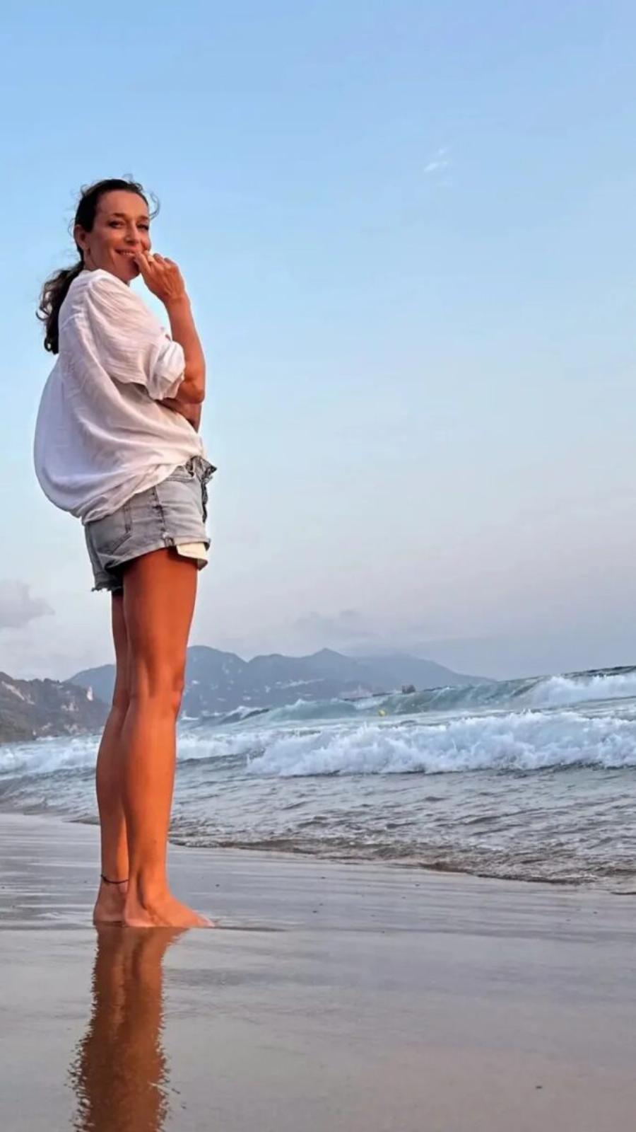 Η Κάτια Ζυγούλη ποζάρει μοναδικά στις διακοπές της στην Κέρκυρα – Σε ρόλο φωτογράφου ο Σάκης Ρουβάς