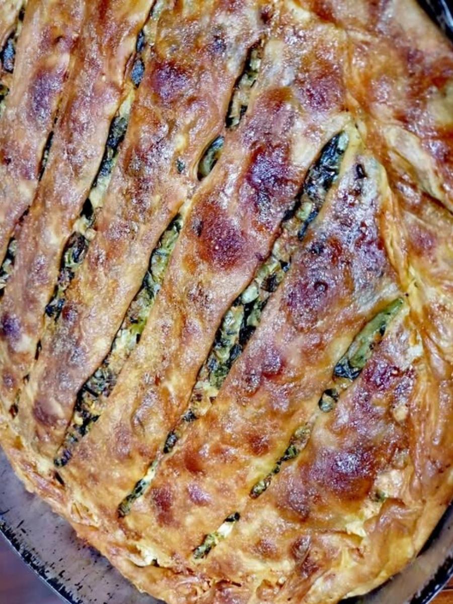 Αυτή τη χορτόπιτα έφτιαξα σήμερα για την οικογένειά μου – παραδοσιακή συνταγή από γενιά σε γενιά