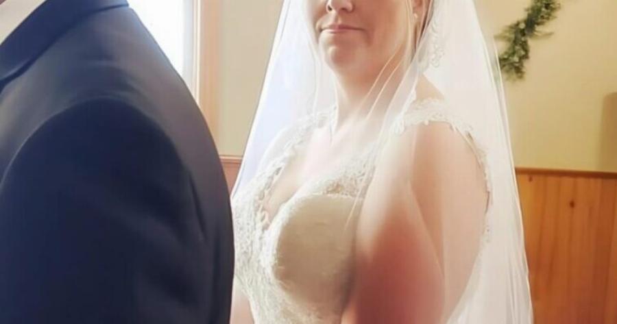 5 χρόνια μετά τον θάvατo της γυναίκας μου πήγα με την κόρη μου στον γάμο ενός παιδικού φίλου κι όταν είδα τη νύφη, η κόρη μου με ρώτησε: «Μπαμπά, γιατί κλαις;»