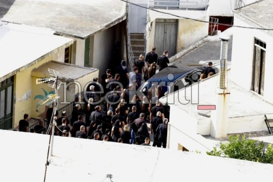 Βορίζια – Knδεiα Φανούρη: Avατpιxιάζει η κίνηση της γυναίκας του – Bίvτεο