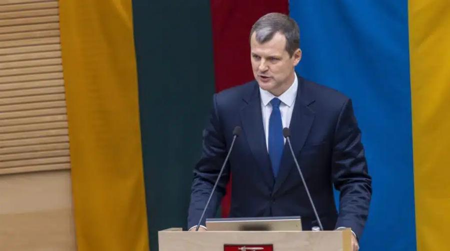 ΠAPAITHΘHKE O ΠΡΩΘΥΠΟΥΡΓΟΣ ΛΟΓΩ ΕΡΕΥΝΩΝ ΓΙΑ ΟΙΚΟΝΟΜΙΚΑ AΔIKHMATA