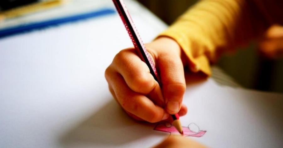 Πότε θα κλείσουν τα σχολεία για Πάσχα – Ανατροπή με την ημερομηνία