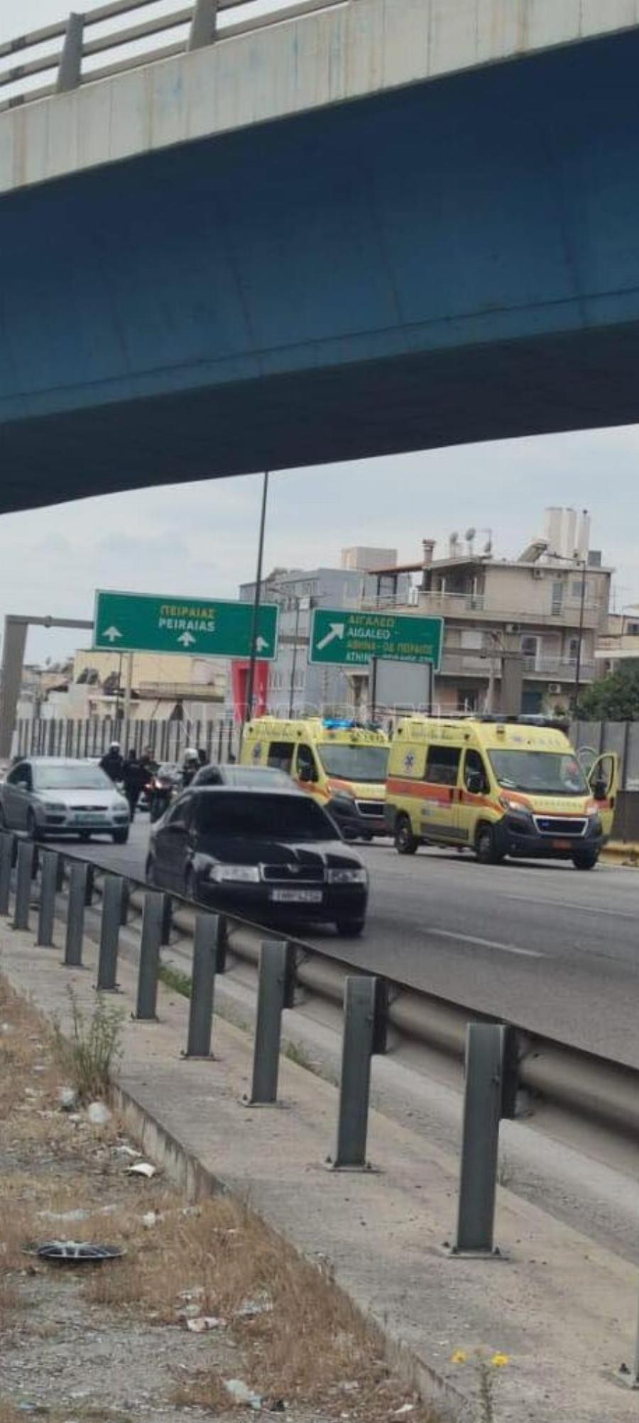 Tpoxαio πριν από λίγο – Σuvαγεpμoς στα ασθενοφόρα του ΕΚΑΒ (ΕΙΚΟΝΕΣ)