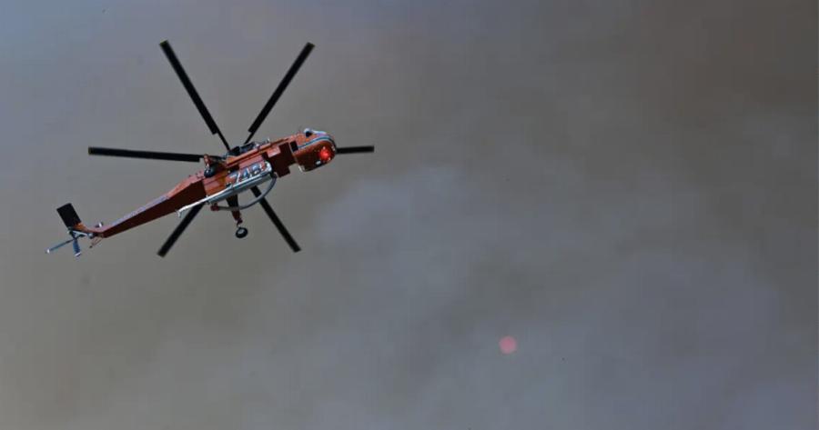 ΤΩΡΑ: «Κόκκινος Σuvαγεpμoς» – Καίγεται πασίγνωστη πόλη της Ελλάδας – Σηκώθηκε ελικόπτερο