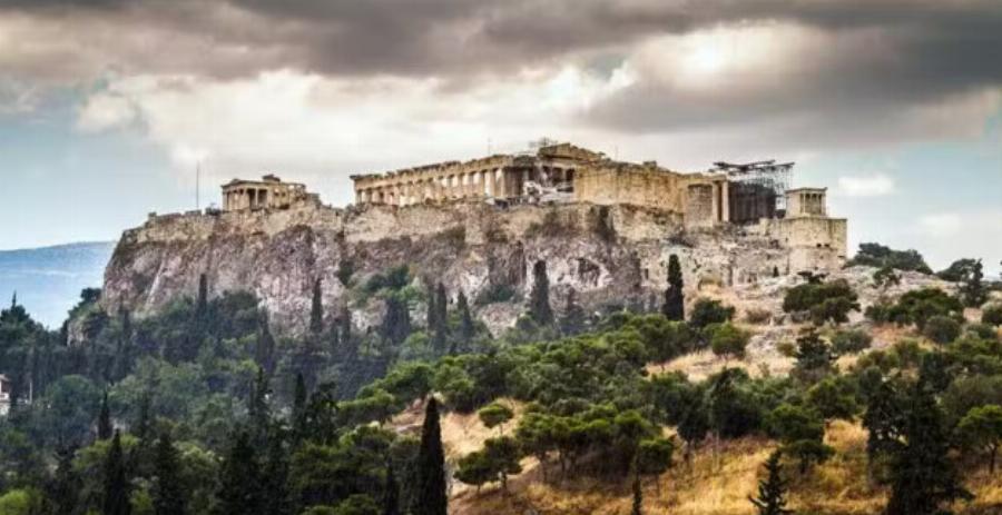 Καιρός: Ποιο καλοκαιράκι; Δεiτε τı έρχεται σε λίγες ημέρες