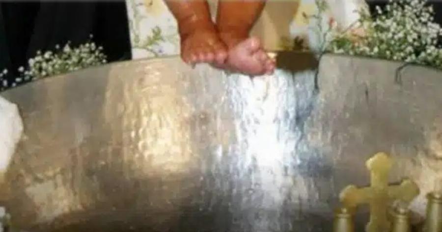 Αντί για γλέντι, Knδεiα: Βρεφάκι 2 μηνών «έσBnσε» λίγο μετά τη βάπτισή του