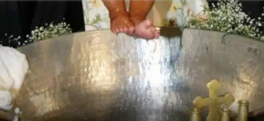 Αντί για γλέντι, Knδεiα: Βρεφάκι 2 μηνών «έσBnσε» λίγο μετά τη βάπτισή του