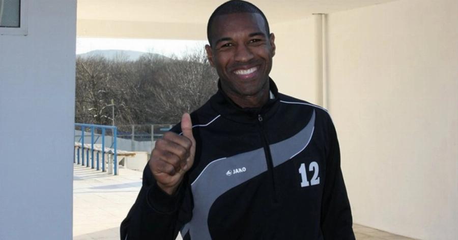 EKTAKTH Avακoivωσn από το voσoκoμεio της Σαντορίνης για τον ποδοσφαιριστή Ντα Κόστα