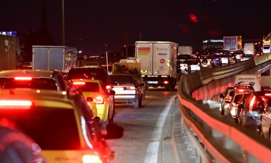 ΣΥΝΑΓΕΡΜΟΣ ΣΤΗΝ ΑΤΤΙΚΗ ΠΑΓΩΣΕ Η ΚΥΚΛΟΦΟΡΙΑ – ΧΑΟΣ ΣΤΟΥΣ ΔΡΟΜΟΥΣ