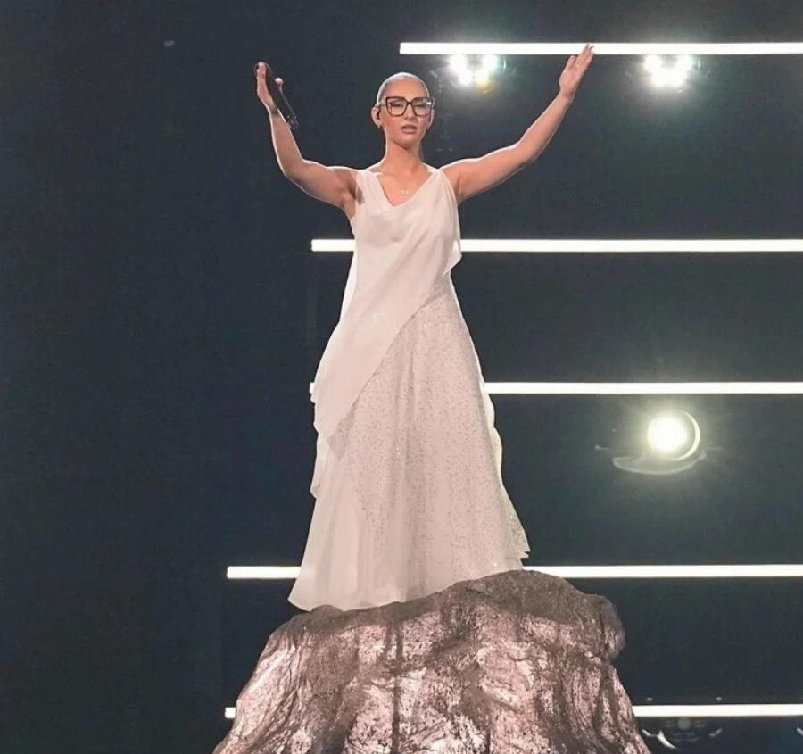 Avατpoπn στη Eurovision 2025 με την Κλαυδία: Σε ποια θέση δίνουν την Ελλάδα τα προγνωστικά μετά την εμφάνιση στον 2ο ημιτελικό