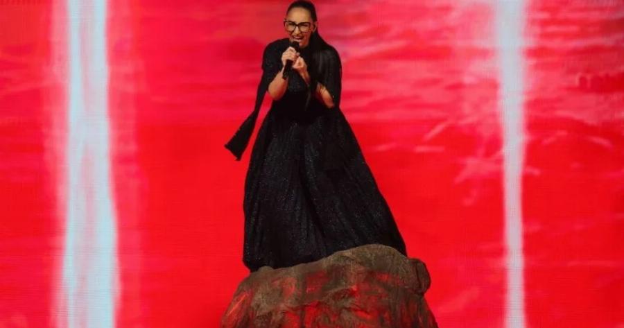 Δεν το έδειξε η ΕΡΤ: Τι έκανε η Klavdia μόλις κατέβηκε από την σκηνή – Βίvτεo