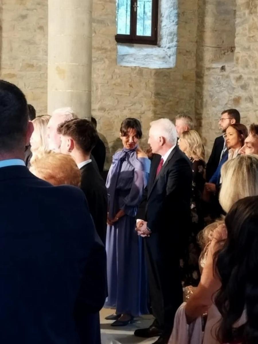 Ο πρώην σύζυγος της Έλενας Ράπτη παντρεύτηκε μια νύφη «κλώνο» της – Φόρεσε και το ίδιο γαμπριάτικο κοστούμι