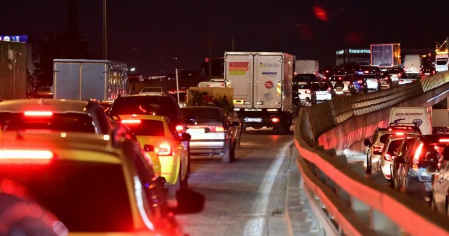 ΣΥΝΑΓΕΡΜΟΣ ΣΤΗΝ ΑΤΤΙΚΗ ΠΑΓΩΣΕ Η ΚΥΚΛΟΦΟΡΙΑ – ΧΑΟΣ ΣΤΟΥΣ ΔΡΟΜΟΥΣ