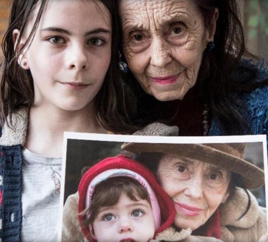 Αυτή η μοιραία απόφαση άξιζε τον κόπο: πώς φαίνεται σήμερα το κορίτσι που γεννήθηκε από μια 66χρονη μητέρα