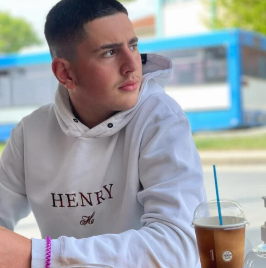 «Ο Γιάννης μας ήταν να φύγει για σπουδές στην Αθήνα στην αεροπορία και τώρα όλα γκρεμίστηκαν»