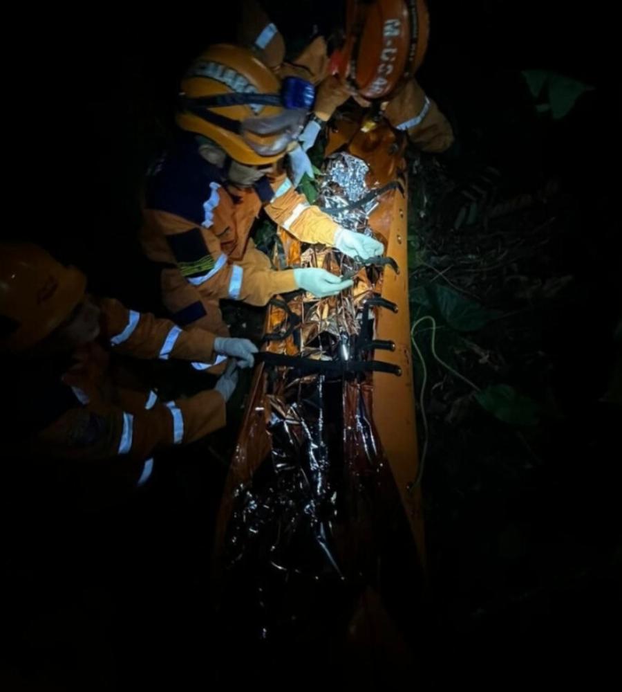 Ανείπωτος θρήνος για τη Ντανιέλα: Μπήκε σε αεροπλάνο να ξεπεράσει το φόβο της, γλίστρησε απ’το κάθισμά & έπεσε νεκρή