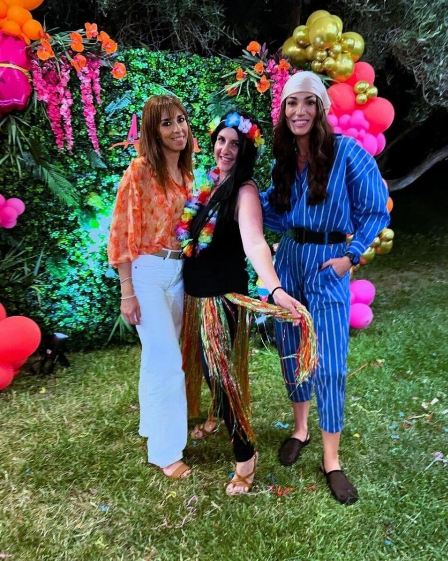 Έξι χρόνια μετά την κορούλα: Ανακοίνωσαν τα ευχάριστα Σταβέντο & Ήβη Αδάμου και όλοι εύχονται κάτω από τη φωτό