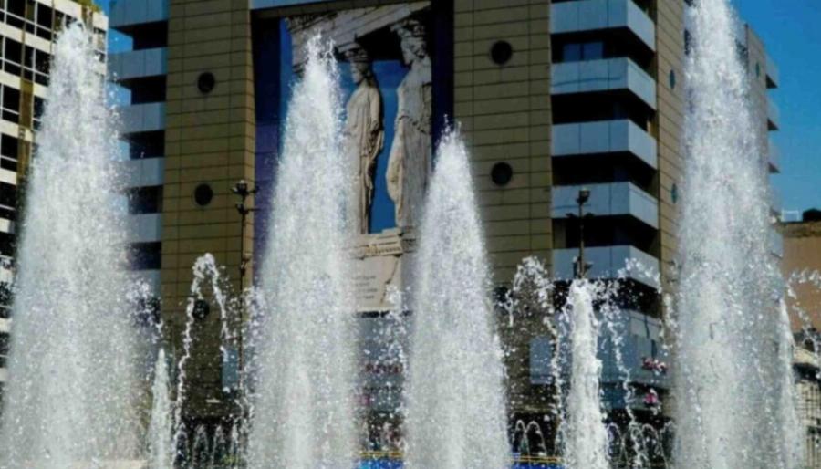 «Καμπανάκι» Καλλιάνου για καύσωνα και πυκνή σκόνη το επόμενο 24ωρο: Προειδοποίηση για τις μετακινήσεις