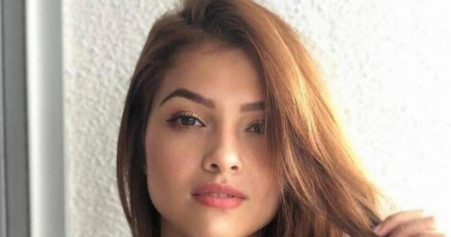 Ανείπωτος θρήνος για τη Ντανιέλα: Μπήκε σε αεροπλάνο να ξεπεράσει το φόβο της, γλίστρησε απ’το κάθισμά & έπεσε νεκρή