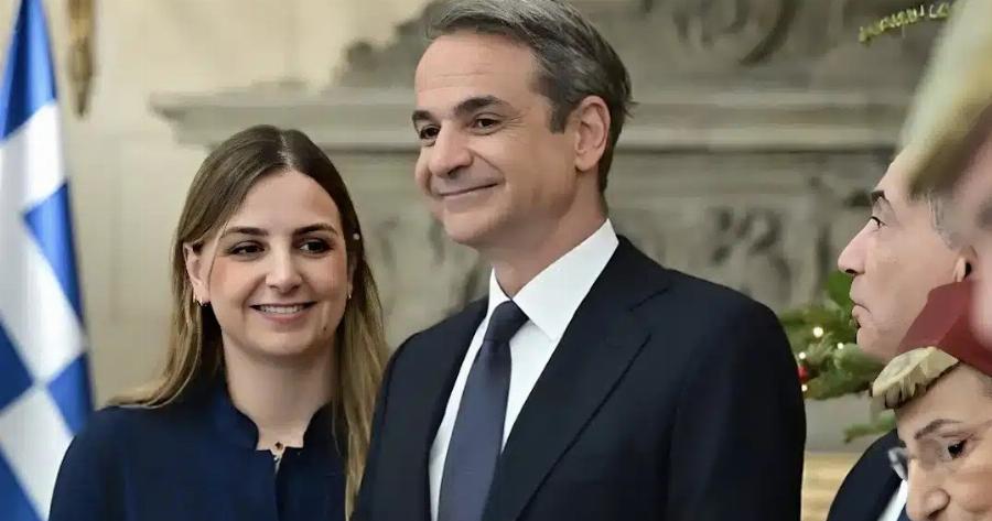 Σοφία Μητσοτάκη: Οργισμένη απάντηση για την επιστροφή της από το Ντουμπάι – «Η ξεφτίλα δεν έχει όρια»