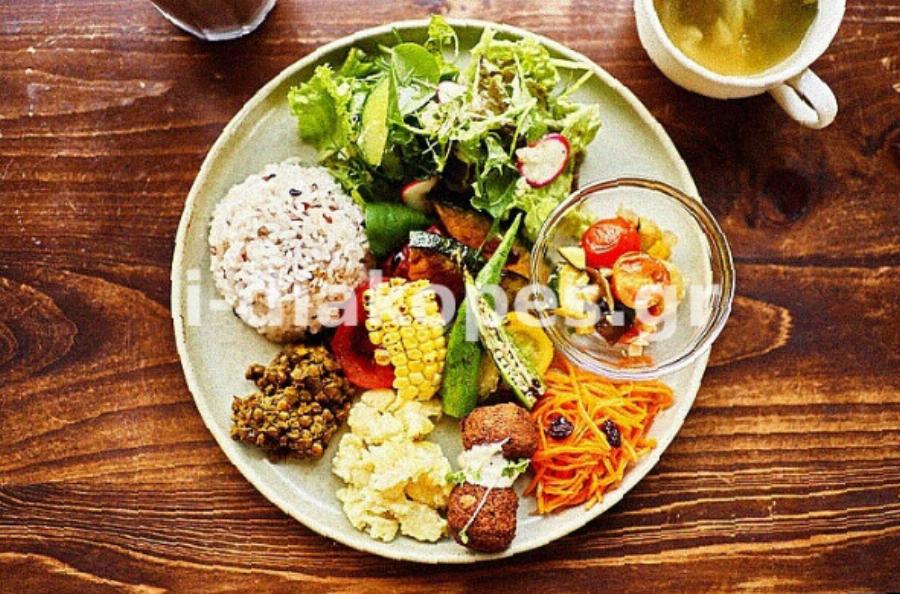 Χάσε έως 7 κιλά σε 1 μήνα με τη δίαιτα της σαλάτας και βγες κορμάρα το Πάσχα